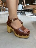 SANDALIA CARMELA MARROM - Imagem 2