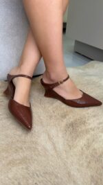 SCARPIN ELARA MARROM